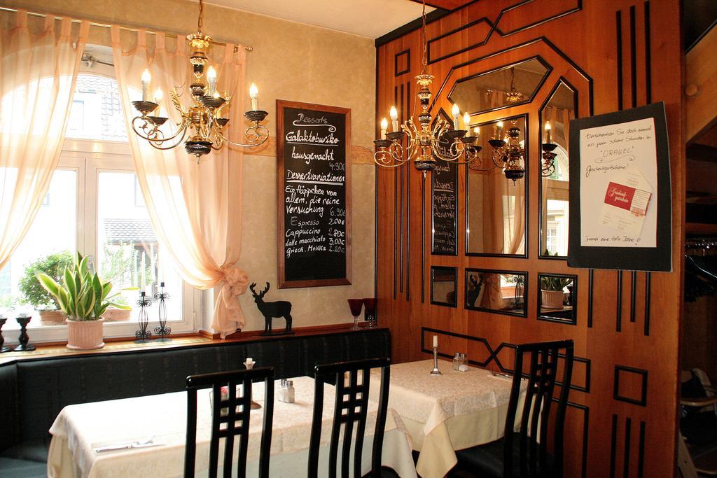 ホテル Restaurant Orakel Oberstenfeld エクステリア 写真
