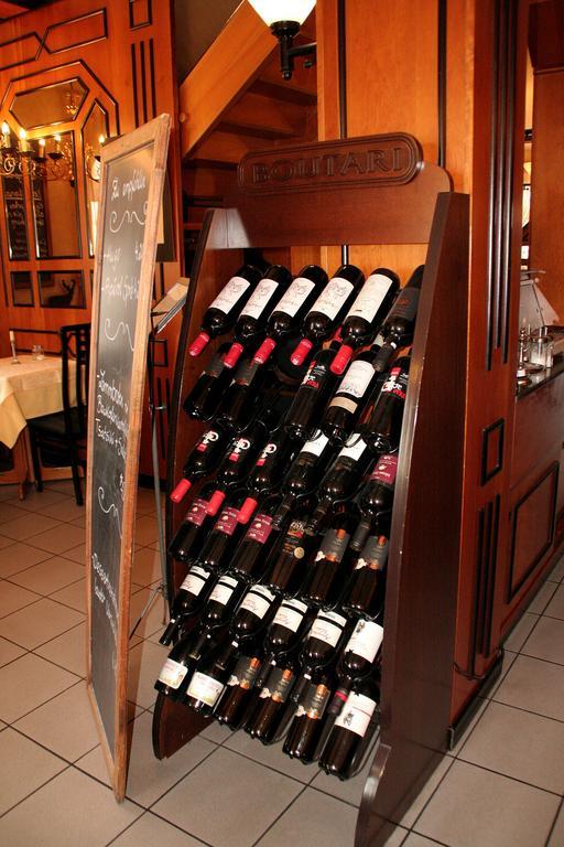 ホテル Restaurant Orakel Oberstenfeld エクステリア 写真